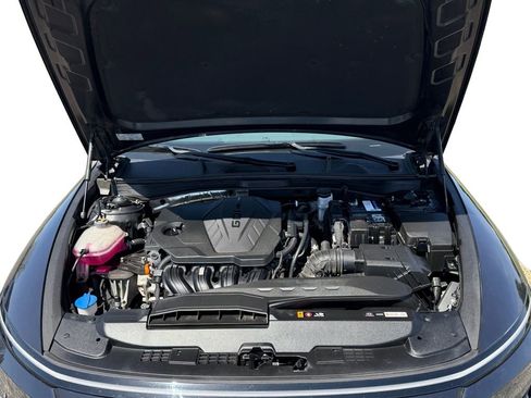 Certified 2025 Hyundai Sonata SEL FWD image 17