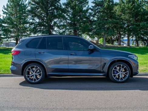 Used 2019 BMW X5 xDrive50i w/ M Sport Package image 7