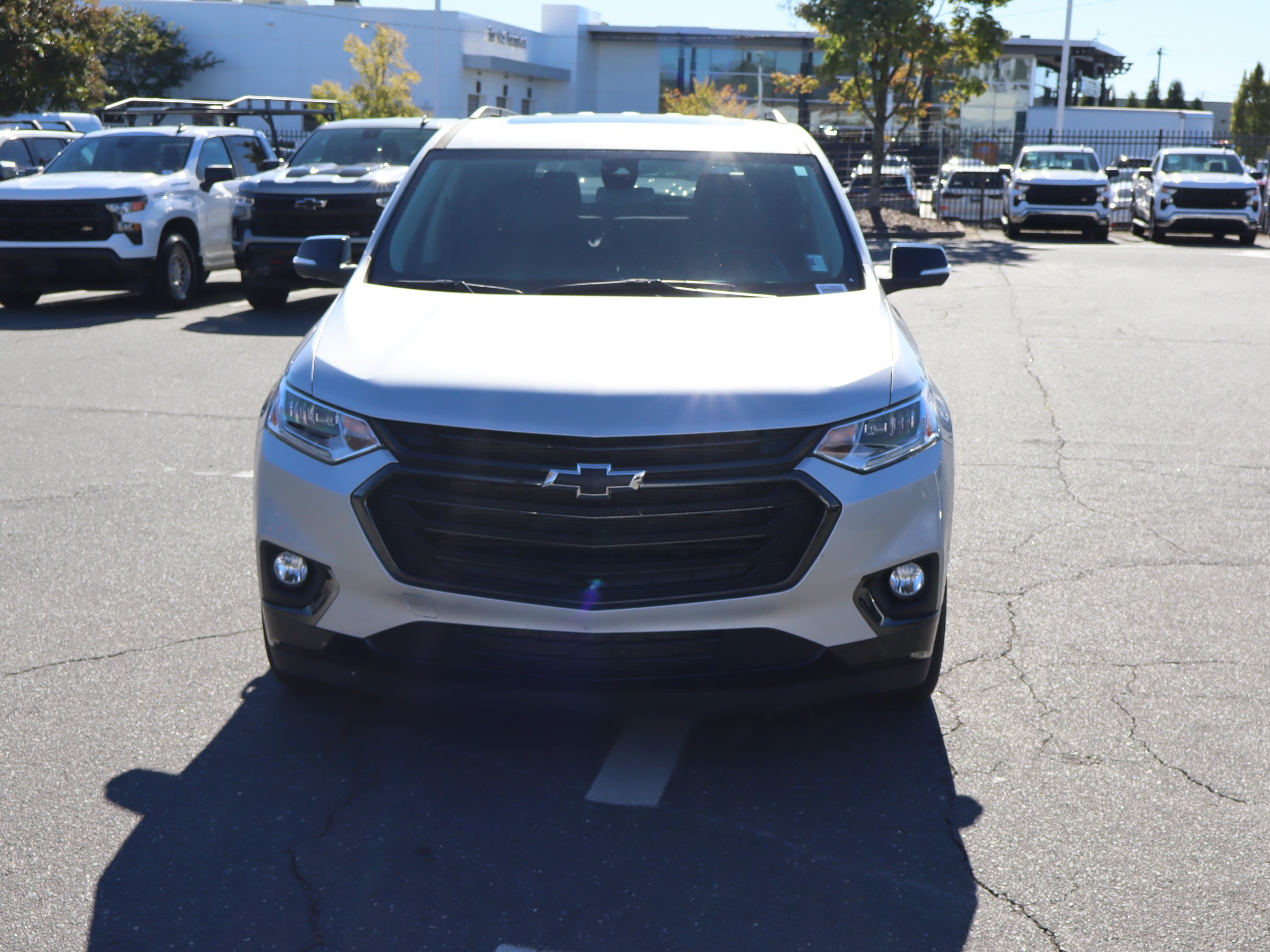 Used 2021 Chevrolet Traverse Premier w/ Redline Edition AWD/4WD image 15