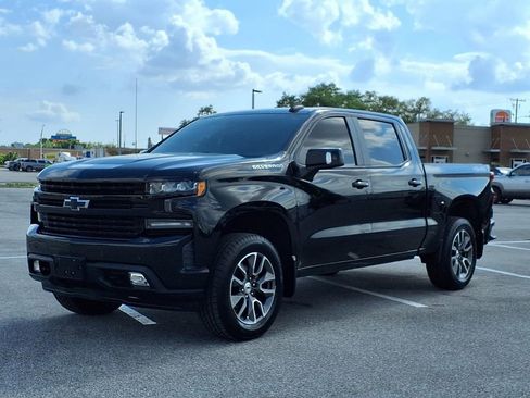 Used 2019 Chevrolet Silverado 1500 RST w/ All-Star Edition AWD/4WD image 3