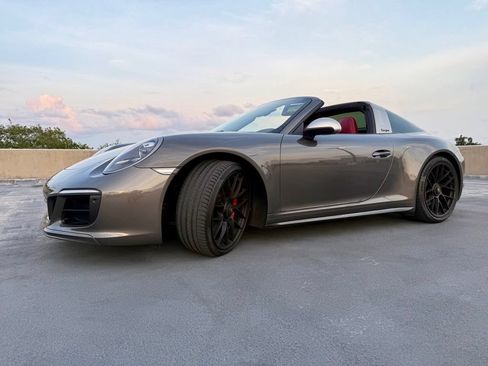 Used 2019 Porsche 911 Targa 4 GTS AWD/4WD image 22