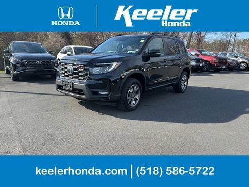 Used 2023 Honda Passport TrailSport image 1