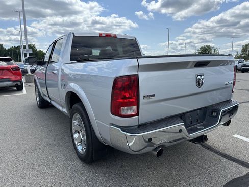 Used 2011 RAM 1500 Laramie AWD/4WD image 3