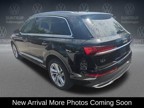 Used 2023 Audi Q7 3.0T Premium Plus w/ Premium Plus Package AWD/4WD image 3