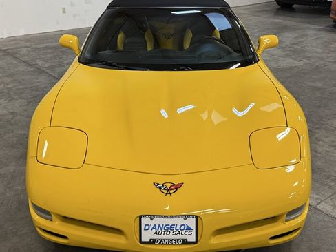 Used 2002 Chevrolet Corvette Convertible w/ Preferred Equipment Group2 RWD image 11