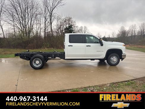 Used 2026 Chevrolet Silverado 3500 W/T w/ WT Convenience Package AWD/4WD image 10