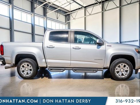 Used 2017 Chevrolet Colorado LT w/ LT Convenience Package RWD image 27