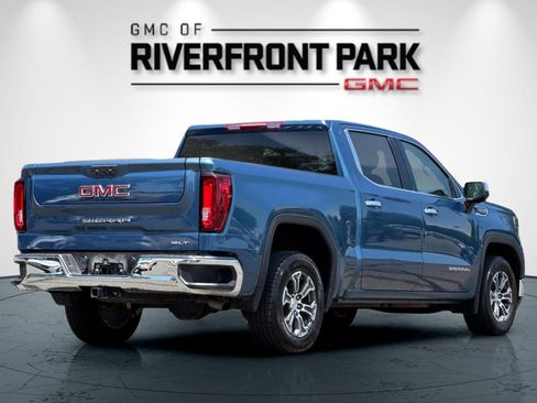 Used 2024 GMC Sierra 1500 SLT RWD image 3