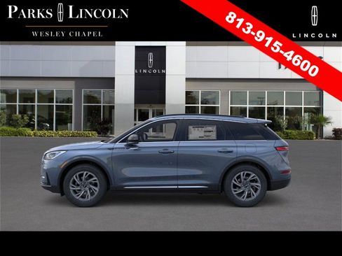 New 2026 Lincoln Corsair Premiere image 3