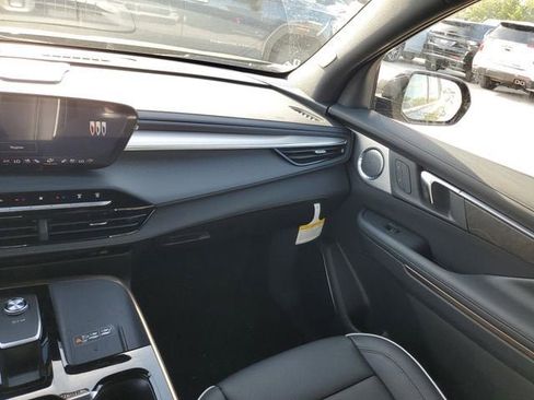 New 2026 Buick Enclave Avenir w/ Super Cruise Package image 15