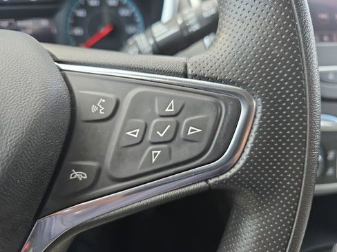 Used 2020 Chevrolet Equinox LS image 21