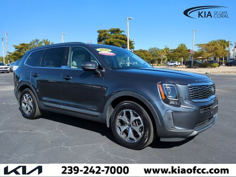 Certified 2020 Kia Telluride EX w/ Towing Package image 2