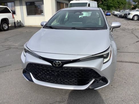 Used 2023 Toyota Corolla SE FWD image 4