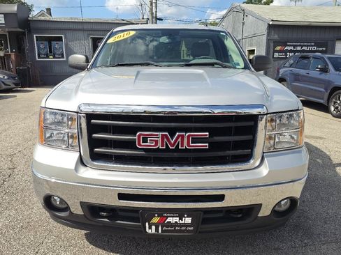 Used 2010 GMC Sierra 1500 SLE w/ SLE Preferred Package AWD/4WD image 2