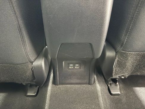 Used 2024 Toyota Prius LE image 25