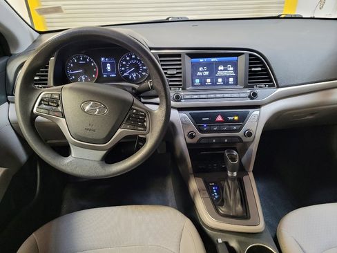 Used 2018 Hyundai Elantra SEL w/ Cargo Package FWD image 22