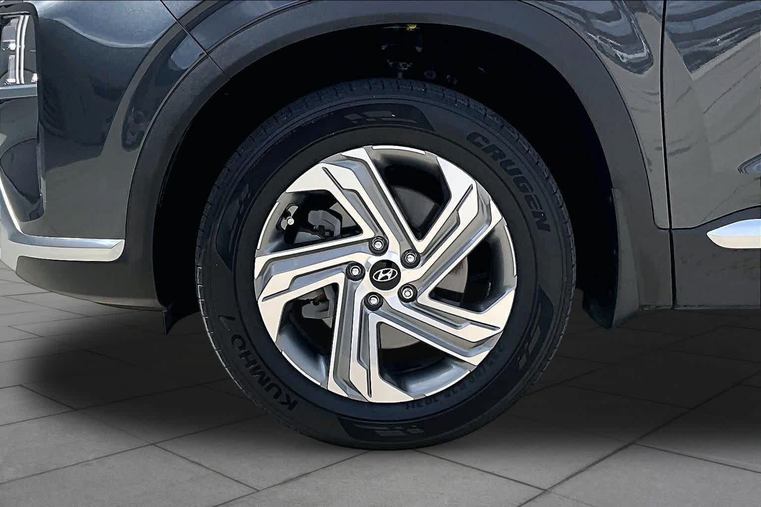 Used 2021 Hyundai Santa Fe SEL AWD/4WD image 10