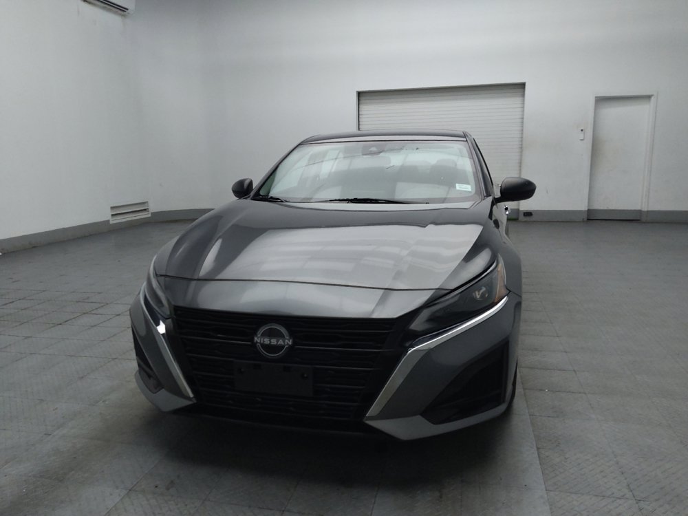 Used 2024 Nissan Altima 2.5 SV FWD image 15