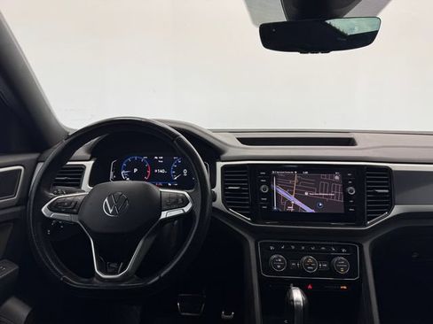 Used 2021 Volkswagen Atlas Cross Sport SEL R-Line FWD image 3