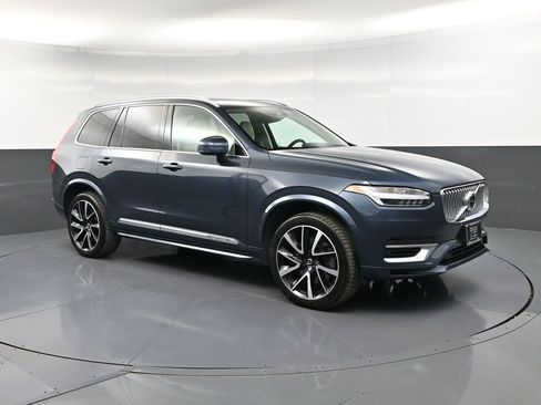 Used 2022 Volvo XC90 T8 Inscription Expression w/ Advanced Package AWD/4WD image 10