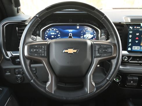 Used 2023 Chevrolet Silverado 1500 High Country AWD/4WD image 19