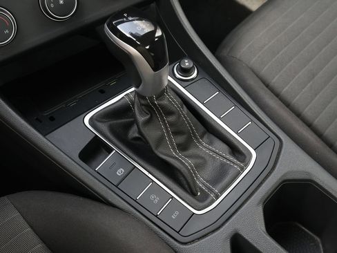 Used 2024 Volkswagen Jetta S image 23