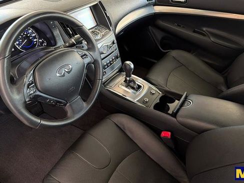 Used 2010 INFINITI G37 Journey w/ Premium Pkg RWD image 10