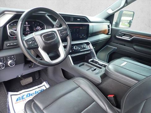 Used 2024 GMC Sierra 2500 Denali w/ Denali Reserve Package AWD/4WD image 10