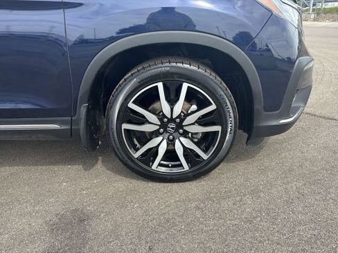 Used 2022 Honda Pilot Touring image 14