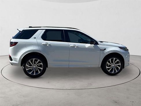 New 2025 Land Rover Discovery Sport S image 6