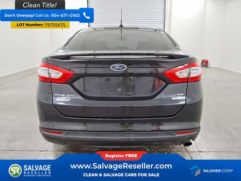 Used 2014 Ford Fusion SE image 8
