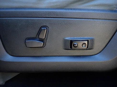 Used 2016 RAM 1500 Outdoorsman image 10