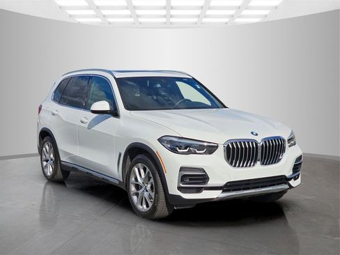 Certified 2023 BMW X5 xDrive40i w/ Premium Package image 8