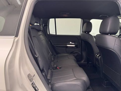 Certified 2024 Mercedes-Benz GLB 250 image 18