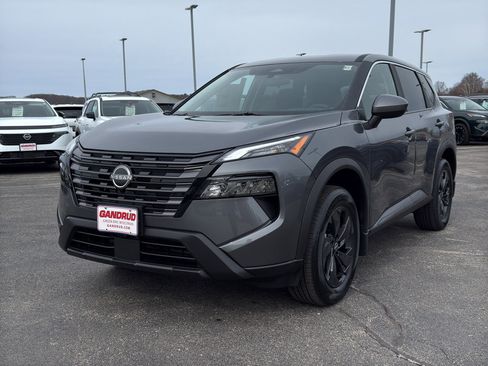 New 2026 Nissan Rogue SV image 2