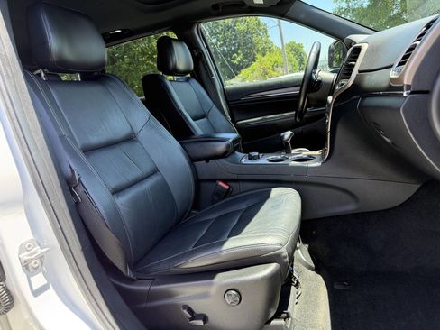 Used 2015 Jeep Grand Cherokee Limited AWD/4WD image 14