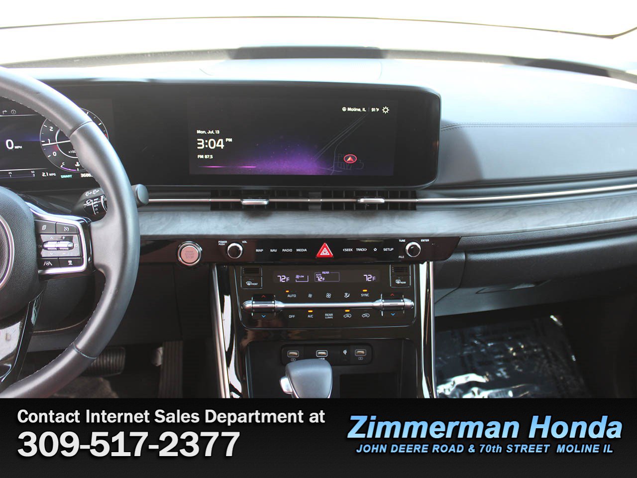 Used 2024 Kia Carnival SX FWD image 17
