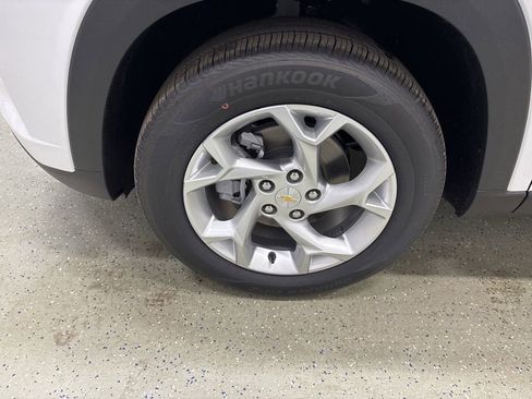 New 2026 Chevrolet Trax LS FWD image 11