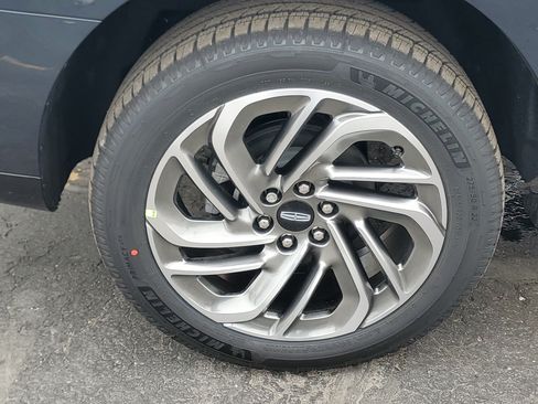 New 2026 Lincoln Navigator Reserve AWD/4WD image 5