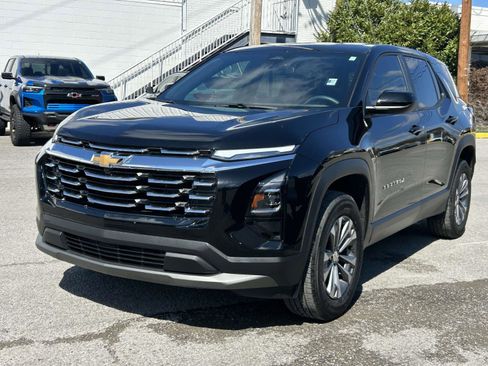 Used 2026 Chevrolet Equinox LT image 7