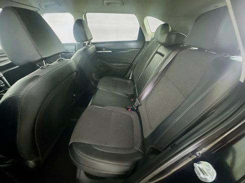 Used 2025 Kia Seltos S FWD image 29