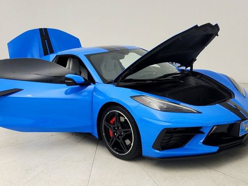 Used 2023 Chevrolet Corvette Stingray Preferred Conv w/ Z51 Performance Package RWD image 10