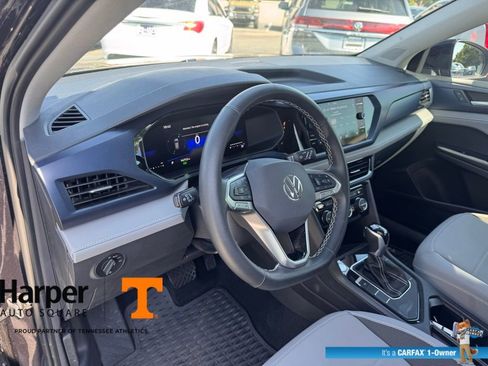Used 2024 Volkswagen Taos SE image 14