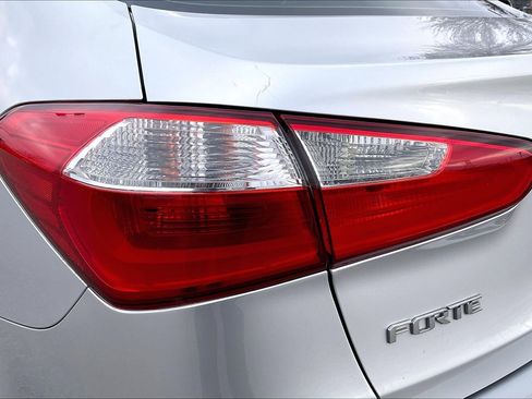 Used 2014 Kia Forte LX w/ Popular Package image 29