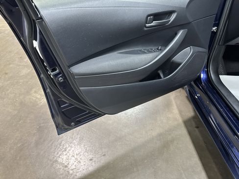 Used 2023 Toyota Corolla LE image 13