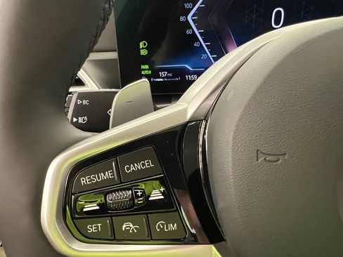 Used 2025 BMW 330i xDrive Sedan w/ Convenience Package AWD/4WD image 15