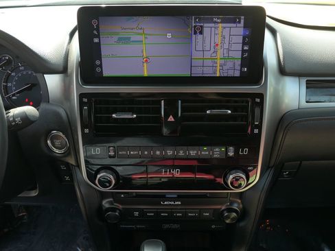 Used 2023 Lexus GX 460 Premium image 18