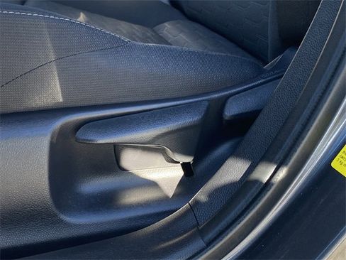 Used 2022 Toyota Corolla SE image 14