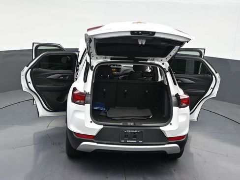 Used 2023 Chevrolet TrailBlazer LT image 35
