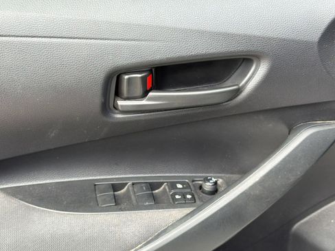 Used 2022 Toyota Corolla LE FWD image 13